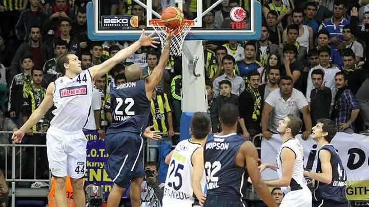 Fenerbahe 84-65 Anadolu Efes 