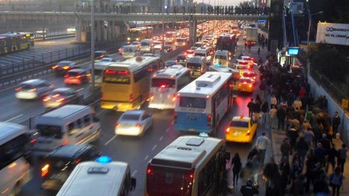 stanbul'da trafik ilesi balad!