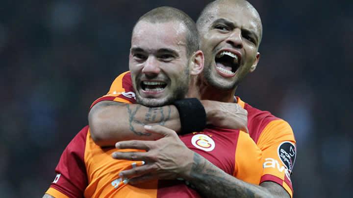 Sneijder'den Chelsea aklamas!