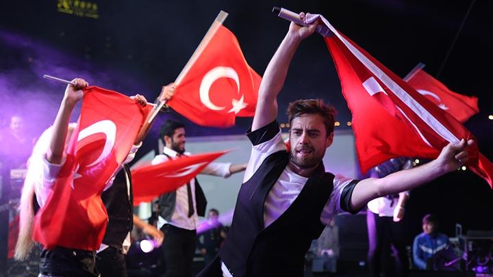 Murat Dalkl'tan bayrak ov