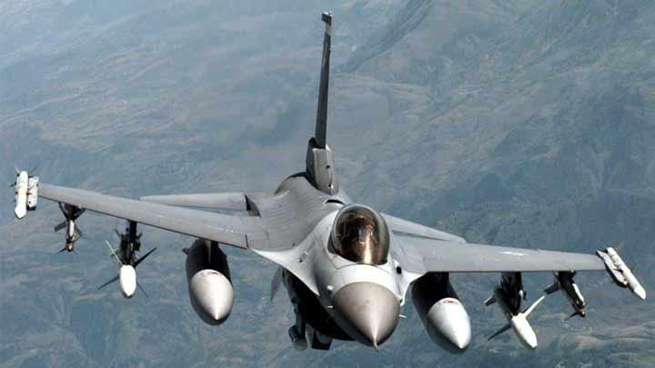 F- 16'lar snrda gz atrmyor