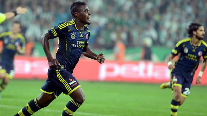 Emenike'den 3 mata 4 gol!