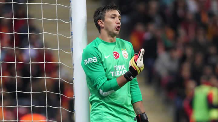 Muslera ve Sneijder'den kt haber