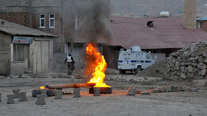 Hakkari'de gsteriye polis mdahalesi