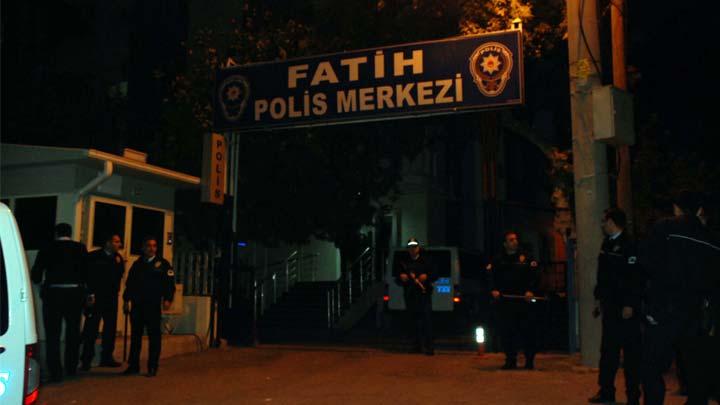 Polis merkezi nnde kavga