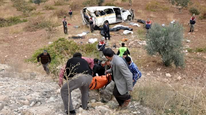 Urfa'da katliam gibi kaza: 7 l