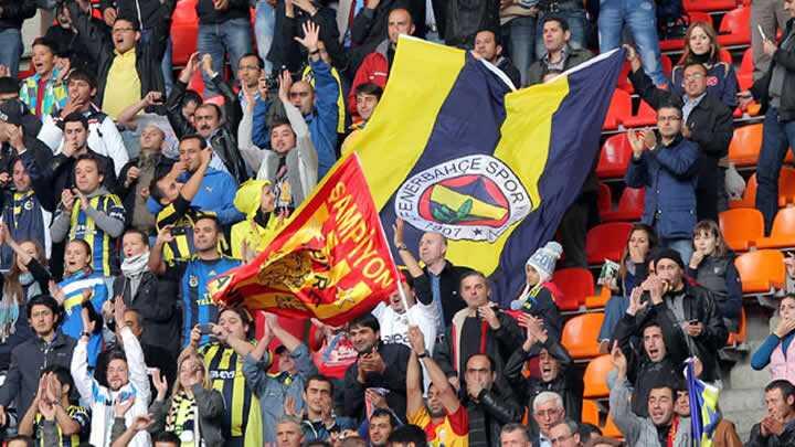 Fenerbahe'den Galatasaray'a tarihi ar