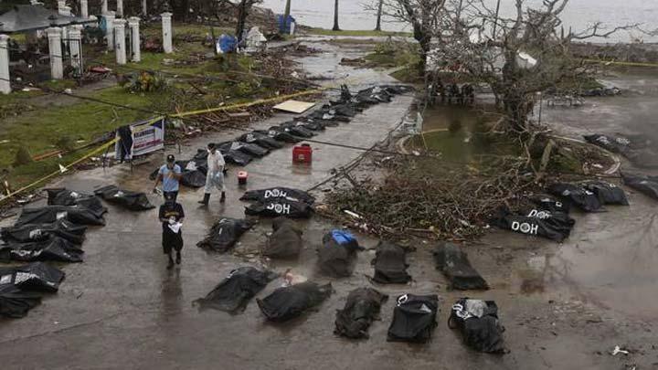 Filipinler'deki yiyecek izdihamnda sekiz kii ld