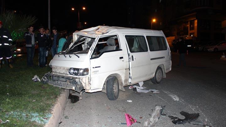 Zonguldak'ta hastane yolunda kaza: 8 yaral