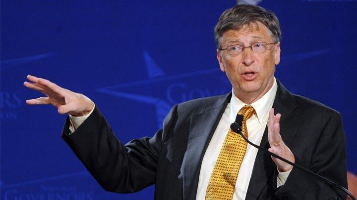 Bill Gates'ten artan aklama