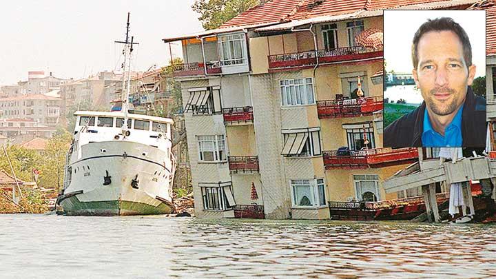 stanbul depremisanlandan yakn!