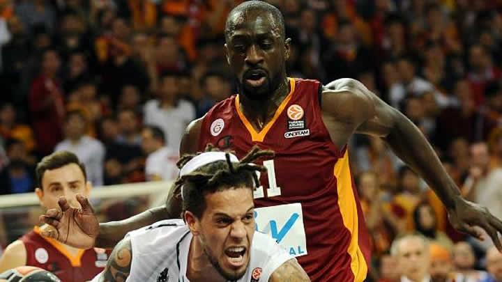 Galatasaray 54-52 Siena 