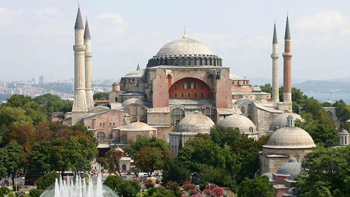 Ayasofya iin harekete geildi