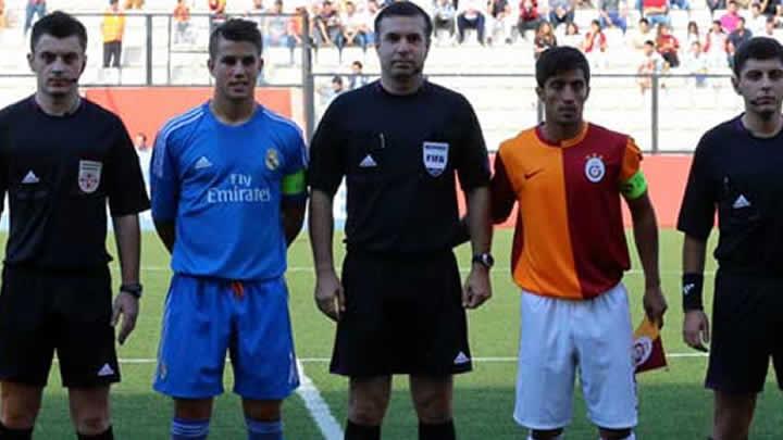 Galatasaray, Real Madrid'e teslim