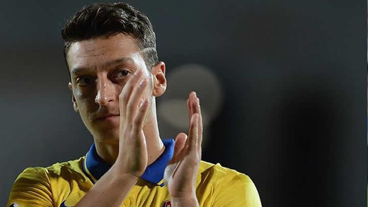 Wenger'den zc Mesut aklamas!