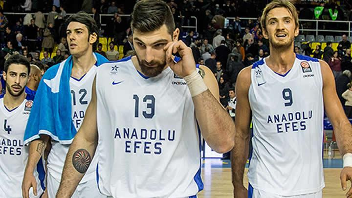 Panathinaikos: 78 Anadolu Efes: 64