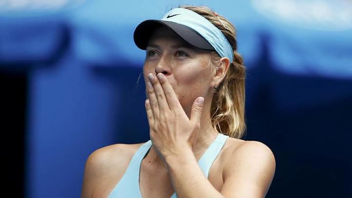 Sharapova doludizgin