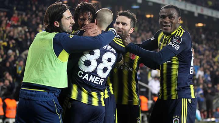 Fenerbahe: 2 Torku Konyaspor: 1 / Fenerbahe fark 10a kard