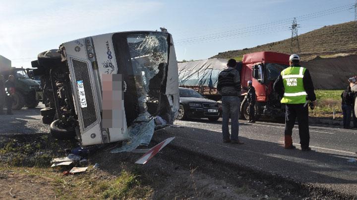 Kayseride zincirleme kaza: 24 yaral