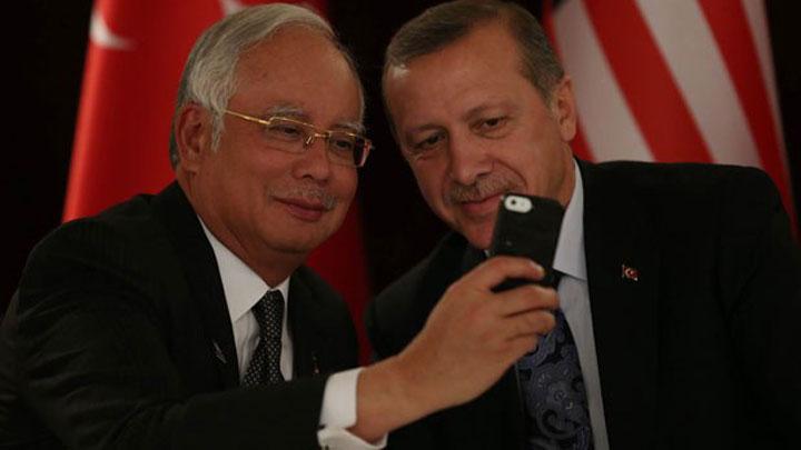 Malezya Babakan Necip, Erdoanla selfie ekti