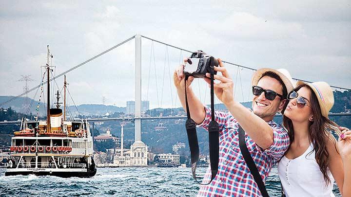Paskalya tatili iin 10 gnde 300 bin turist Trkiye yolcusu