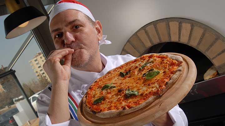 Bir pizza maestrosu: Marco Gobbi