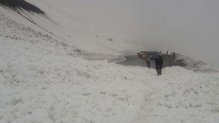 Van-Bahesaray karayolunda  dt