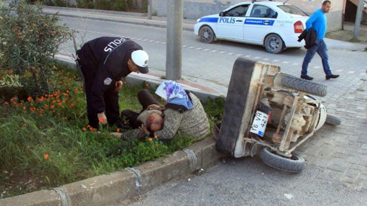 Eini kucana alp ambulans bekledi!