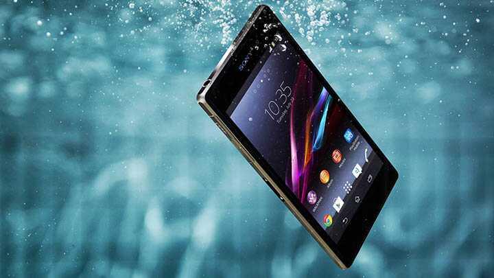 Sony Xperia Z1 indirime girdi