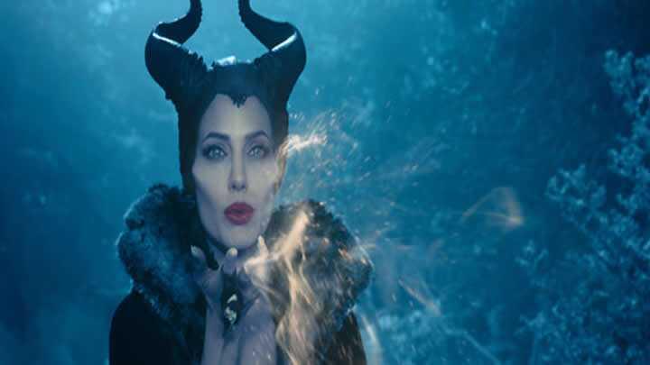 Angelina Jolienin yeni filmi Malefiz
