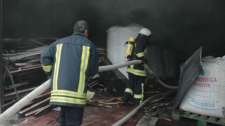 Tekirda'da fabrika yangn