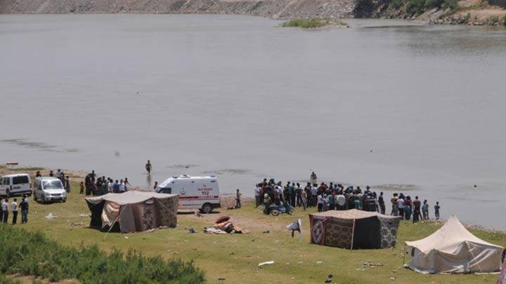 Dicle Nehri bir ocuu yuttu