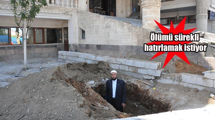 Mezarn cami avlusuna kazd!