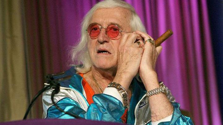 BBC sunucusu Jimmy Saville hastalar da taciz etmi