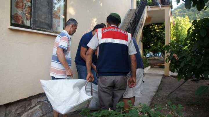 Mulada hem cinayet hem intihar