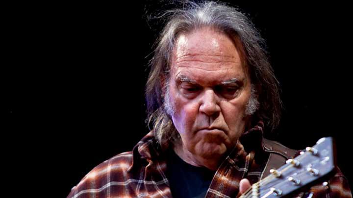 Neil Young yola kt