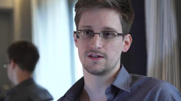 Snowden 3 yl daha Rusyada