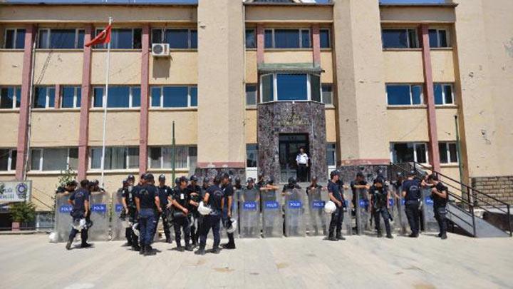 PKK'l cenazesinde gerginlik