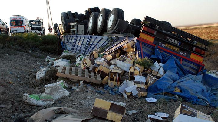 Aksaray'da un ykl TIR devrildi