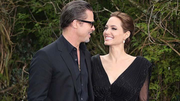 Brad Pitt ile Angelina Jolie evlendi