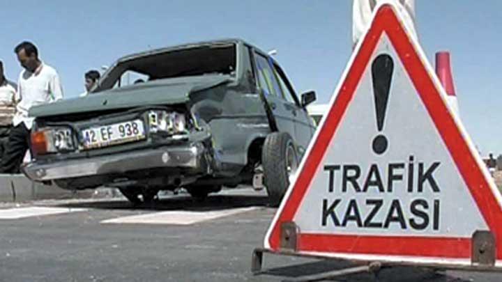 Adana'da trafik kazas: 3 yaral