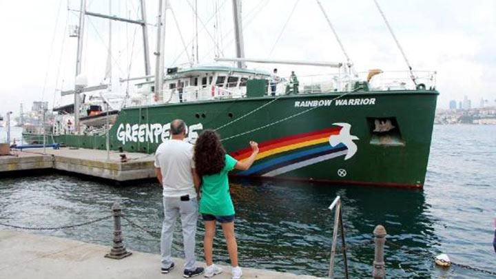 Greenpeace'nin efsane gemisi stanbul'da