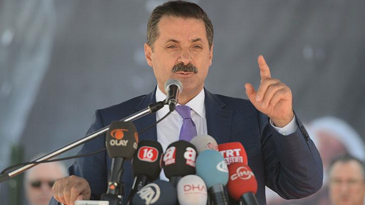 Bakan elikten CHP liderine istifa yant