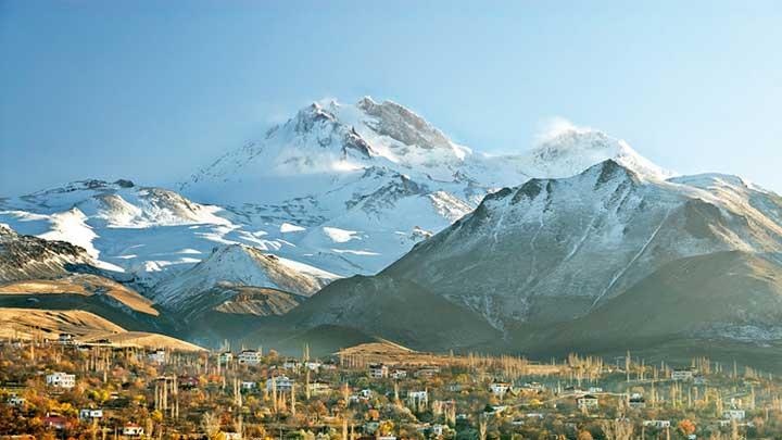 Erciyes'e kar yad