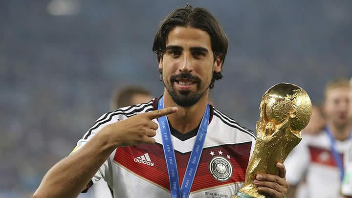 Khedira adm adm Londra'ya