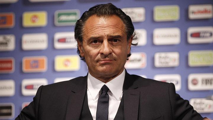 Prandelli konutu! Aysal ile geldim...