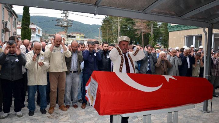 zerine kaya den polis topraa verildi