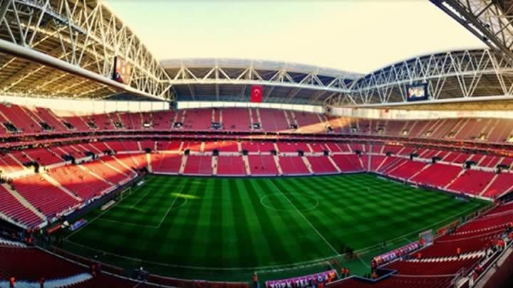 Derbi ncesi TT Arena iin korkutan gelime!