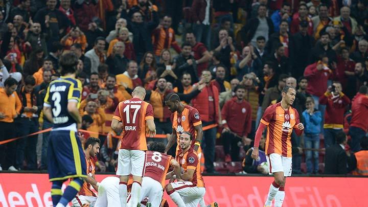 Galatasaray derbilerin kral