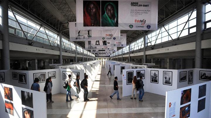 Uluslararas Bursa Fotoraf Festivali balyor